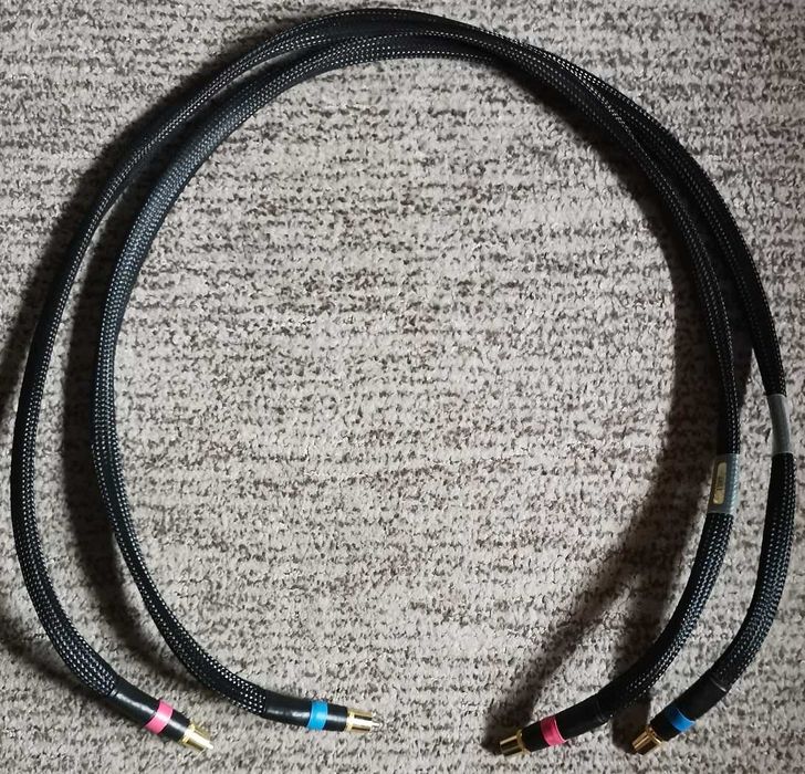 Продам міжблочний кабель Magnan Type Vi- RCA, 1.20 метра.