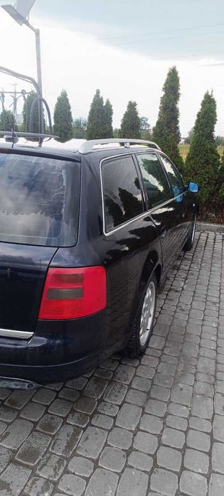Автомобіль Audi A6C5