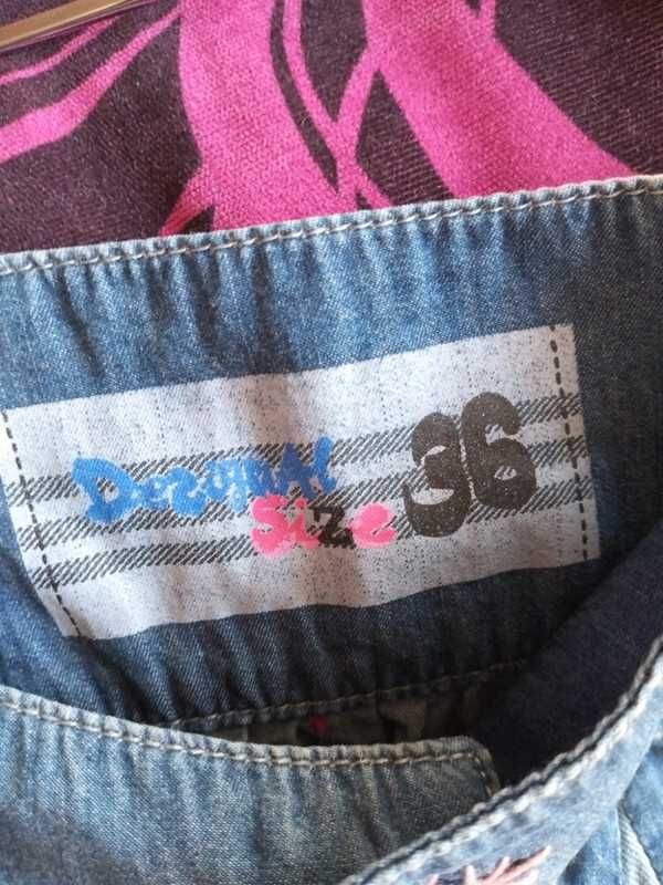 Spódnica jeansowa roz.36 marki Desigual.