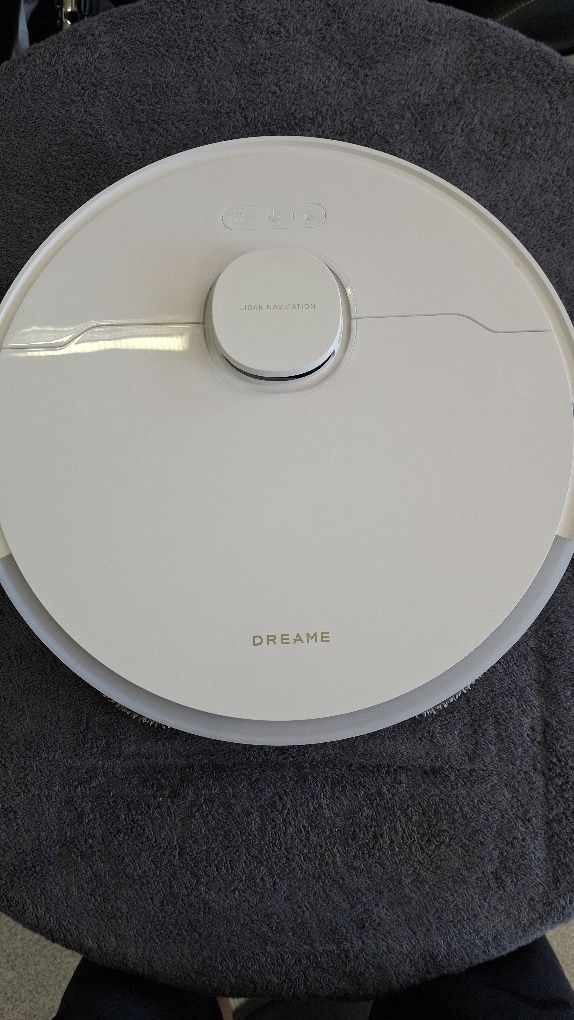 DreameBot L10s plus
