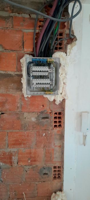 Eletricista instalação