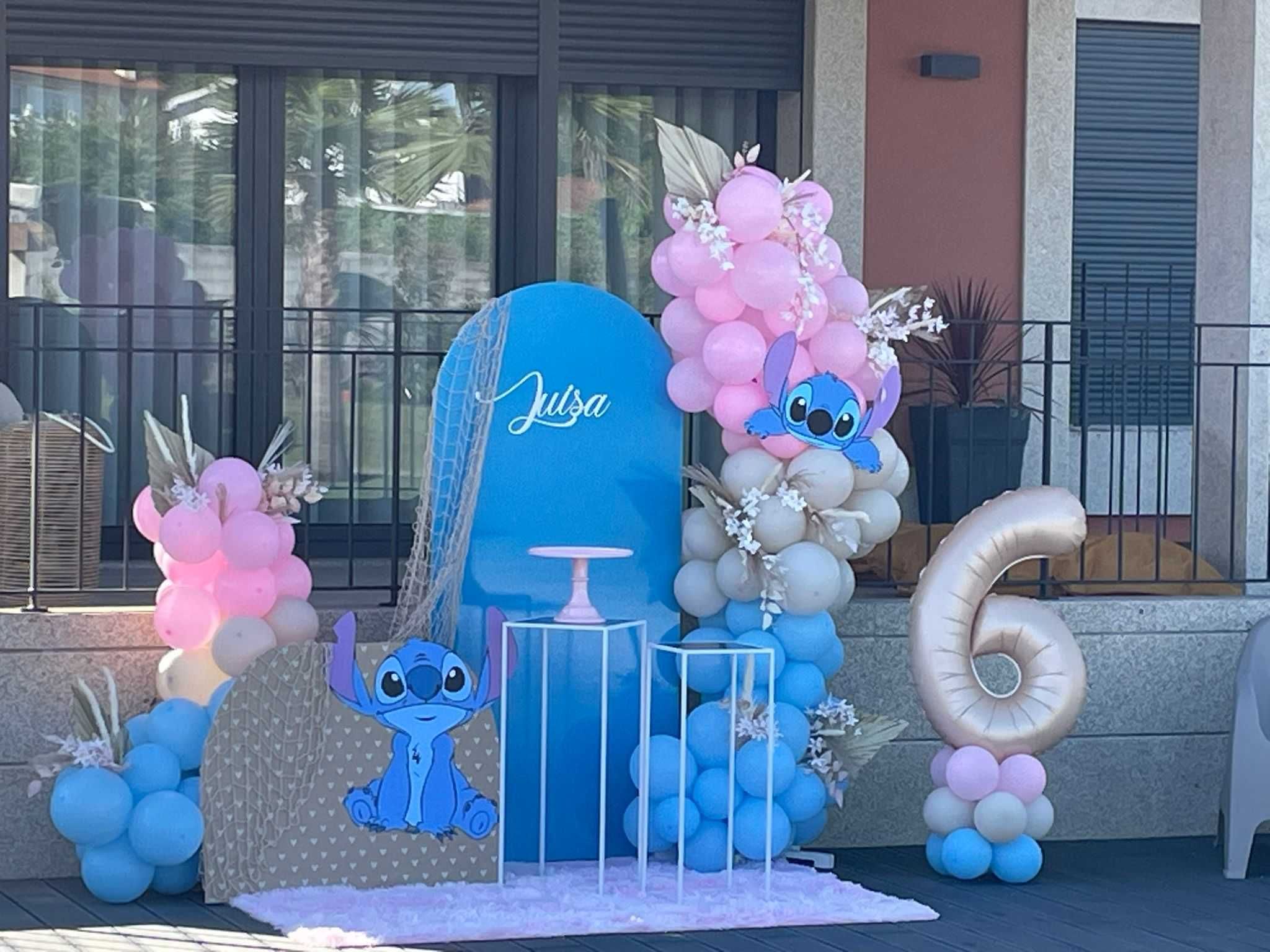 Decoração com arcos de balões  Eventos festas aniversários comunhões