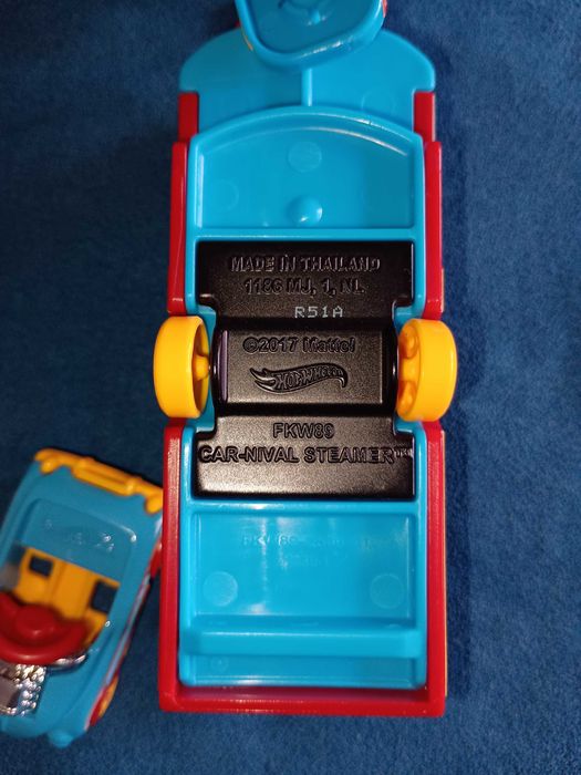 Używana zabawka samochodzik Hot Wheels Car-Nival Steamer