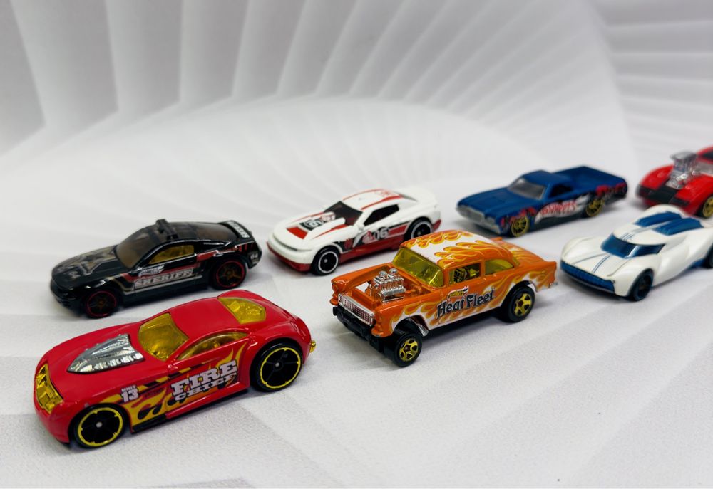 Машинки Хот Вілс Hot Wheels 10штук Лот 36