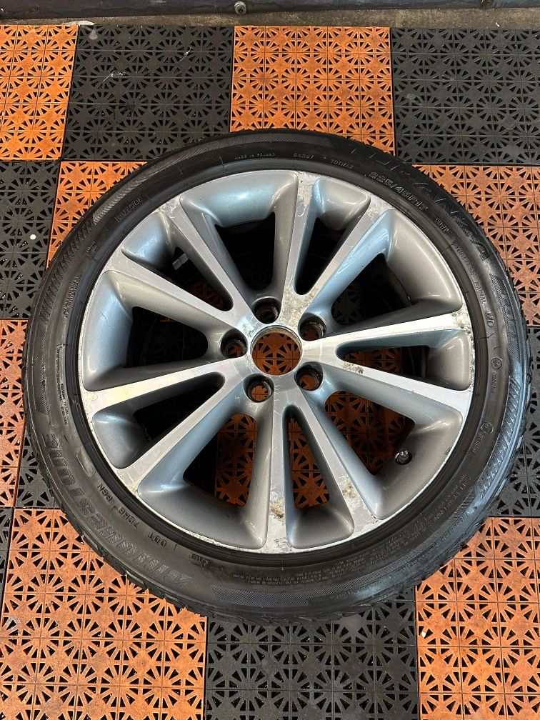 Felgi aluminiowe Volvo 17” z oponami 7–8 mm! Gotowe do jazdy!