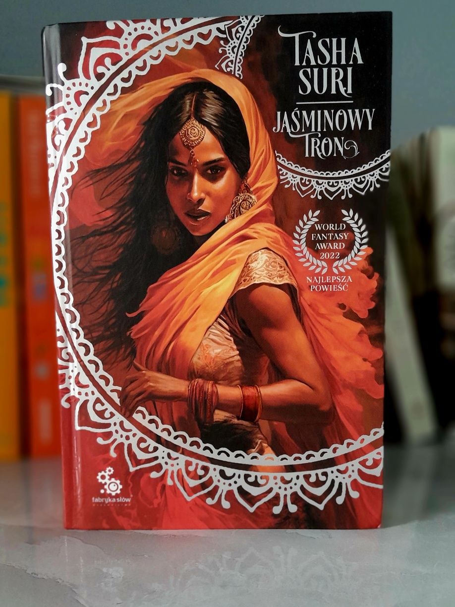Tasha Suri Jaśminowy tron