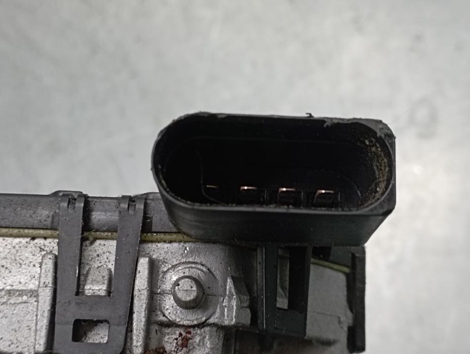 Motor limpa vidros frente FORD Fiesta VI (CB1, CCN)