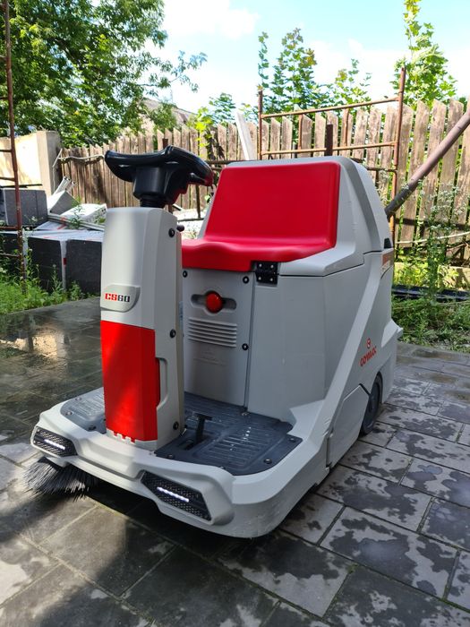 Comac CS60B Zamiatarka Bateryjna [ Tylko 144H ] Najem długoterminowy