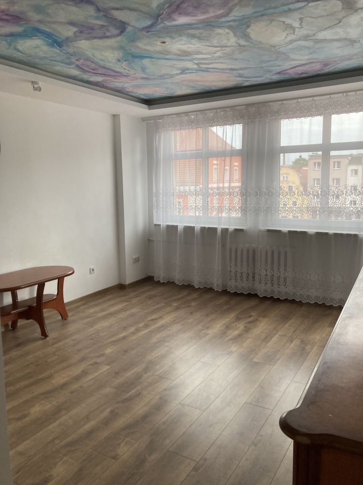 Mieszkanie 3 pokojowe / Centrum miasta / Duży metraż