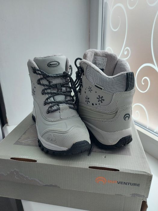 Жіночі зимові нові черевики  Outventure 38р.