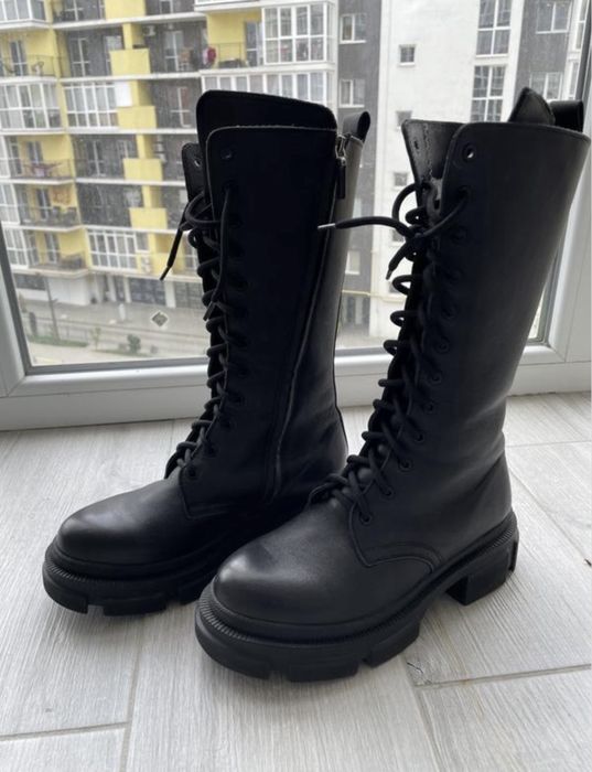 Зимові високі чоботи