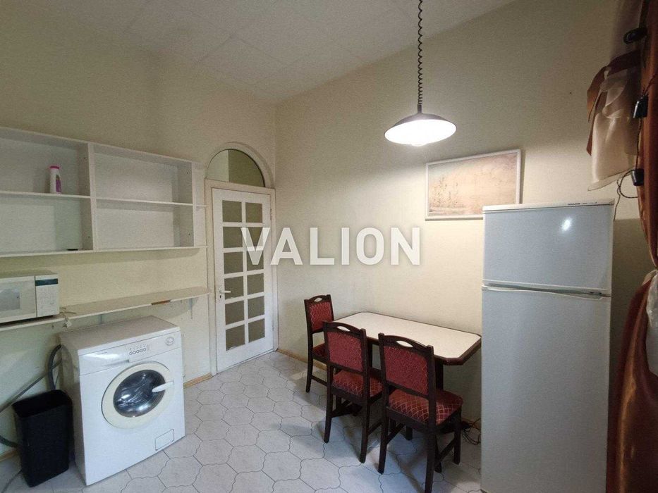 Продаж 2 к.квартири пр.Чеховський 11, Львівська площа, центр