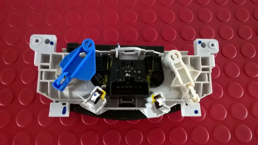 Botão Sofagem / Climatronic - N106277P [Dacia Sandero]