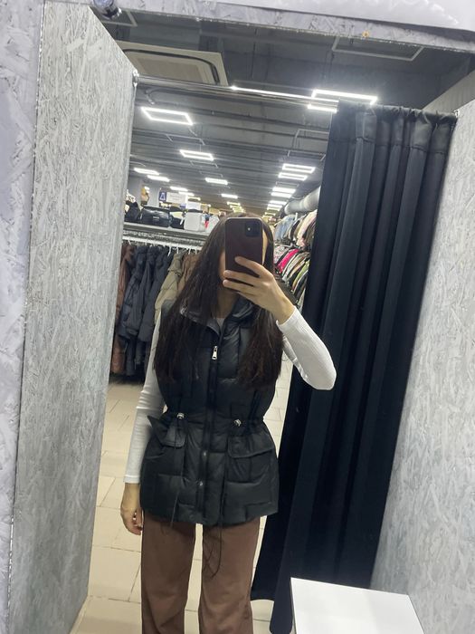 Жилетка чорна s жіноча