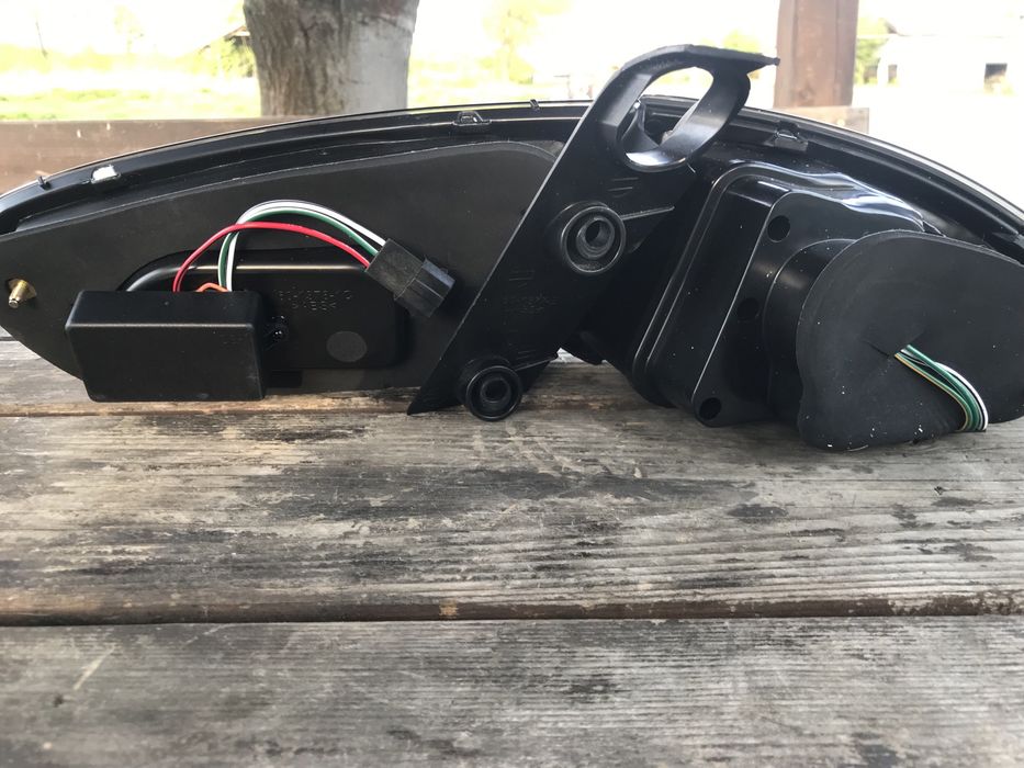 Стопи фул лед сеат леон мк2 тип1р