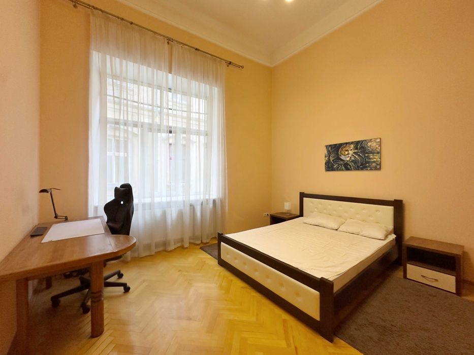 Оренда 3 - кімнатної квартири у ЦЕНТРІ МІСТА Проспект Свободи 29