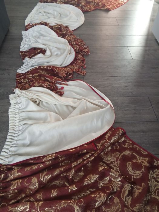 Продам лабрикени 2 шт