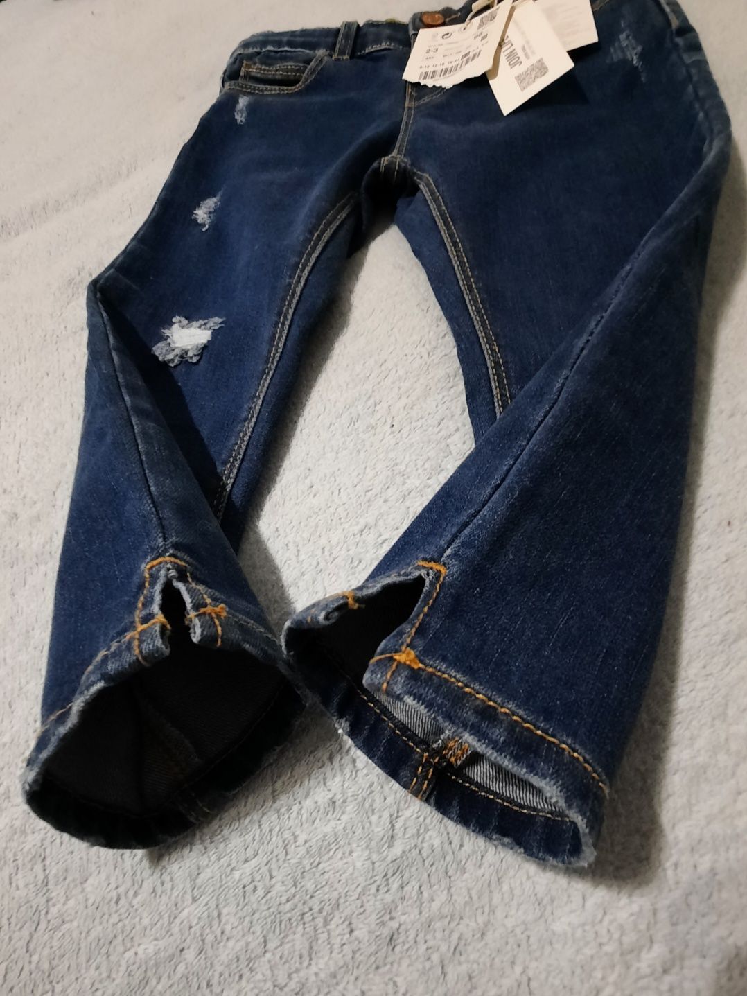 Spodnie jeansowe, Zara