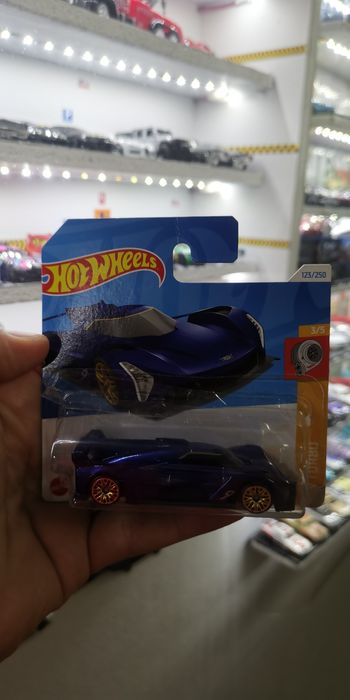 Hotwheels novos /