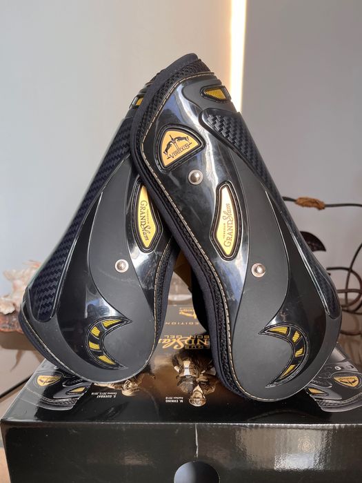 VEREDUS ochraniacze Grand Slam Carbon Komplet 4 szt rozmiar M.