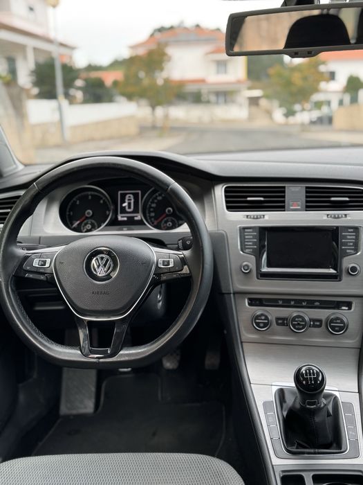 VW GOLF ano 2014 diesel 1.6 TDI muito estimada