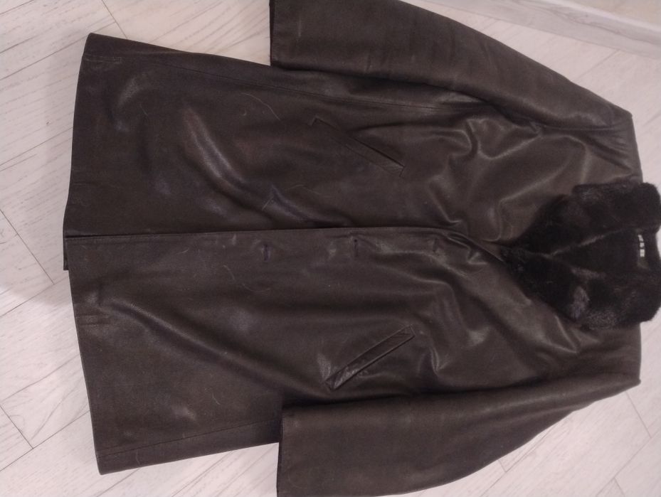 Продам чоловічу дублянку 54р.,  з норковим коміром.