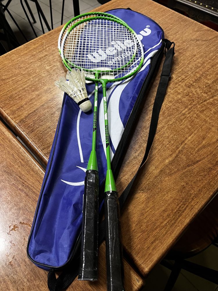 2x raquetes Badminton