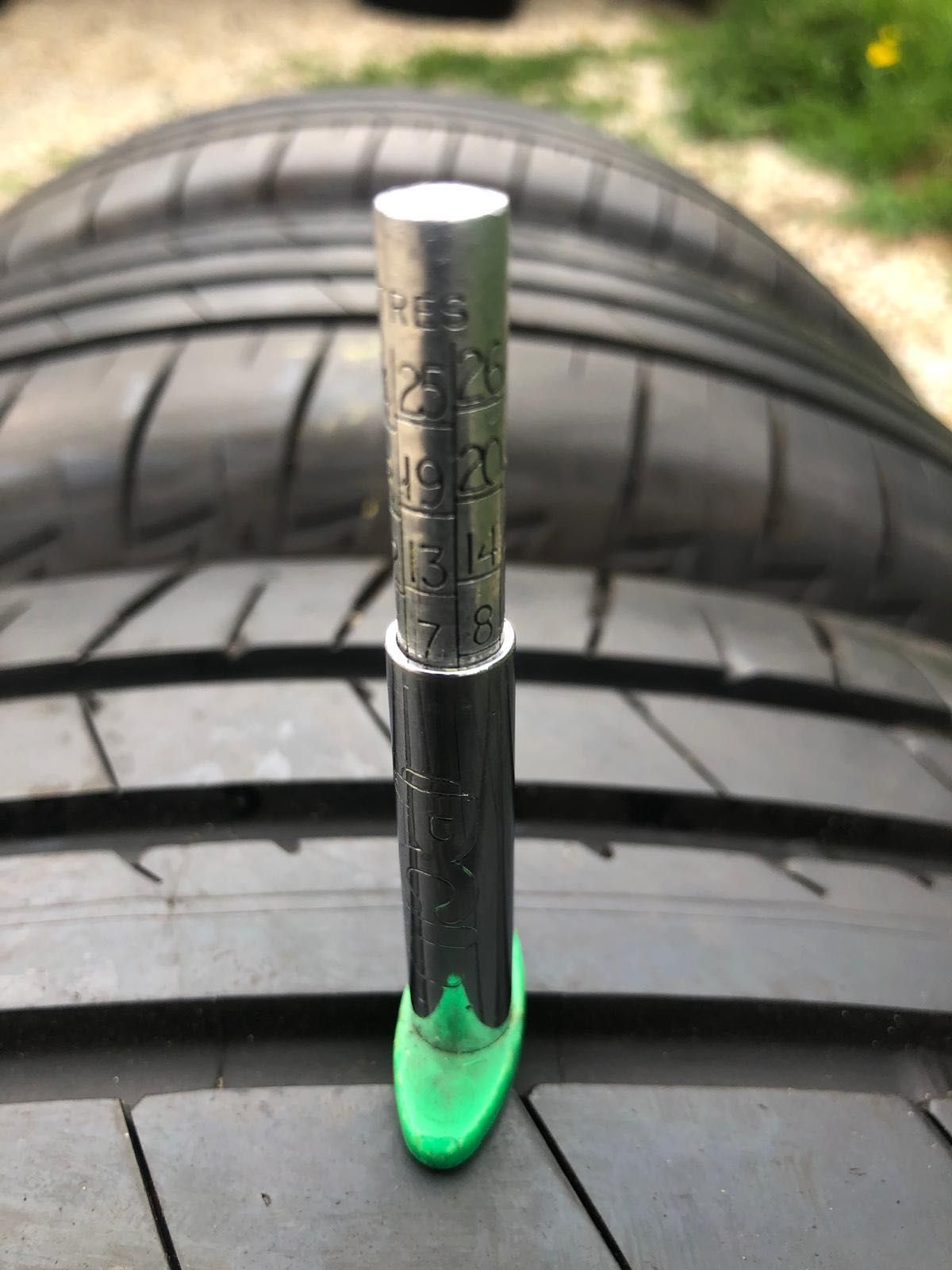 Opony Bridgestone 215/55r18 idealne 23r.