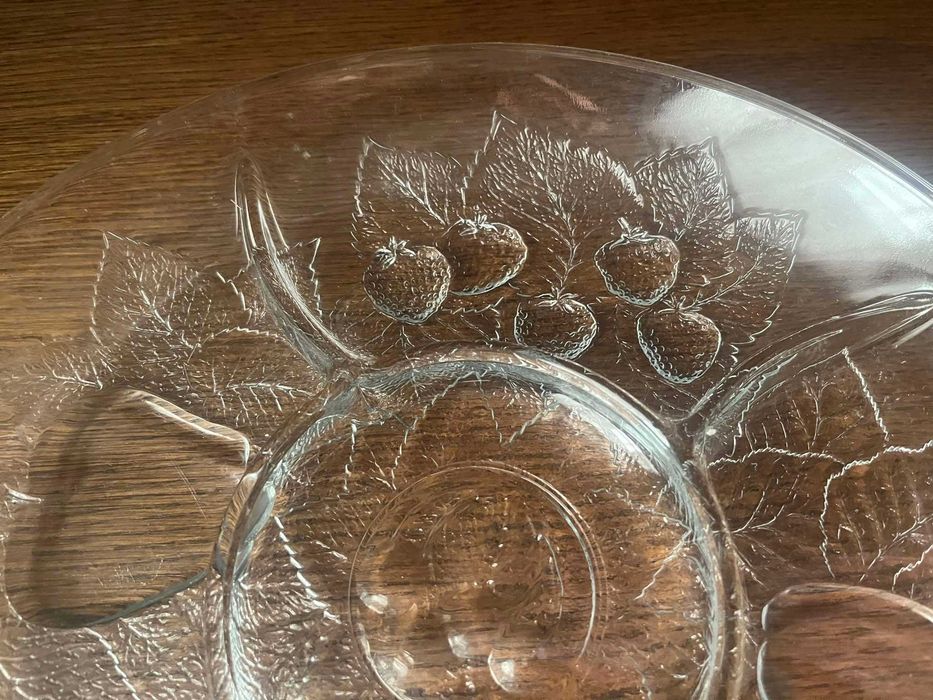 Kryształowa patera na przekąski owoce tłoczone  31 cm