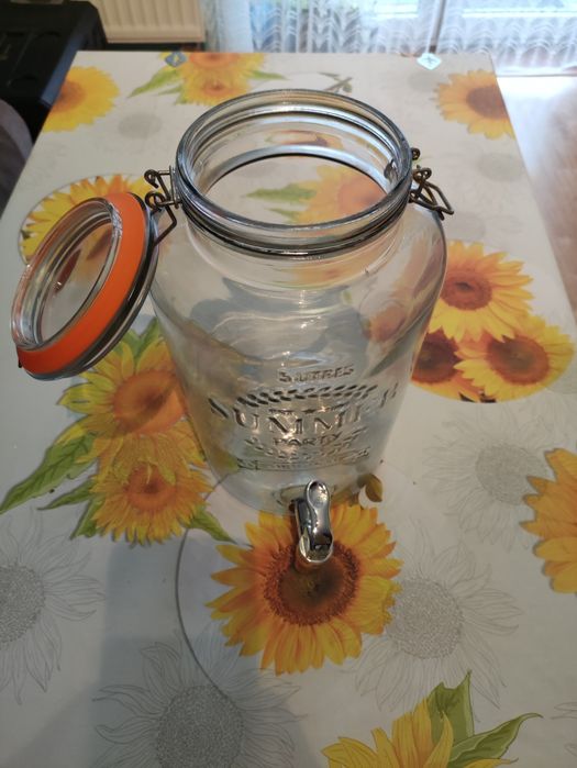 Słoik na lemoniade z kranikiem