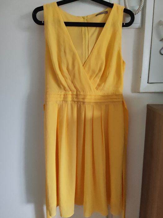 Midi dress yellow