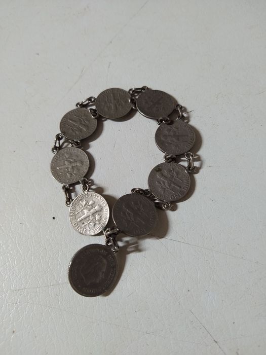 Pulseira de moedas