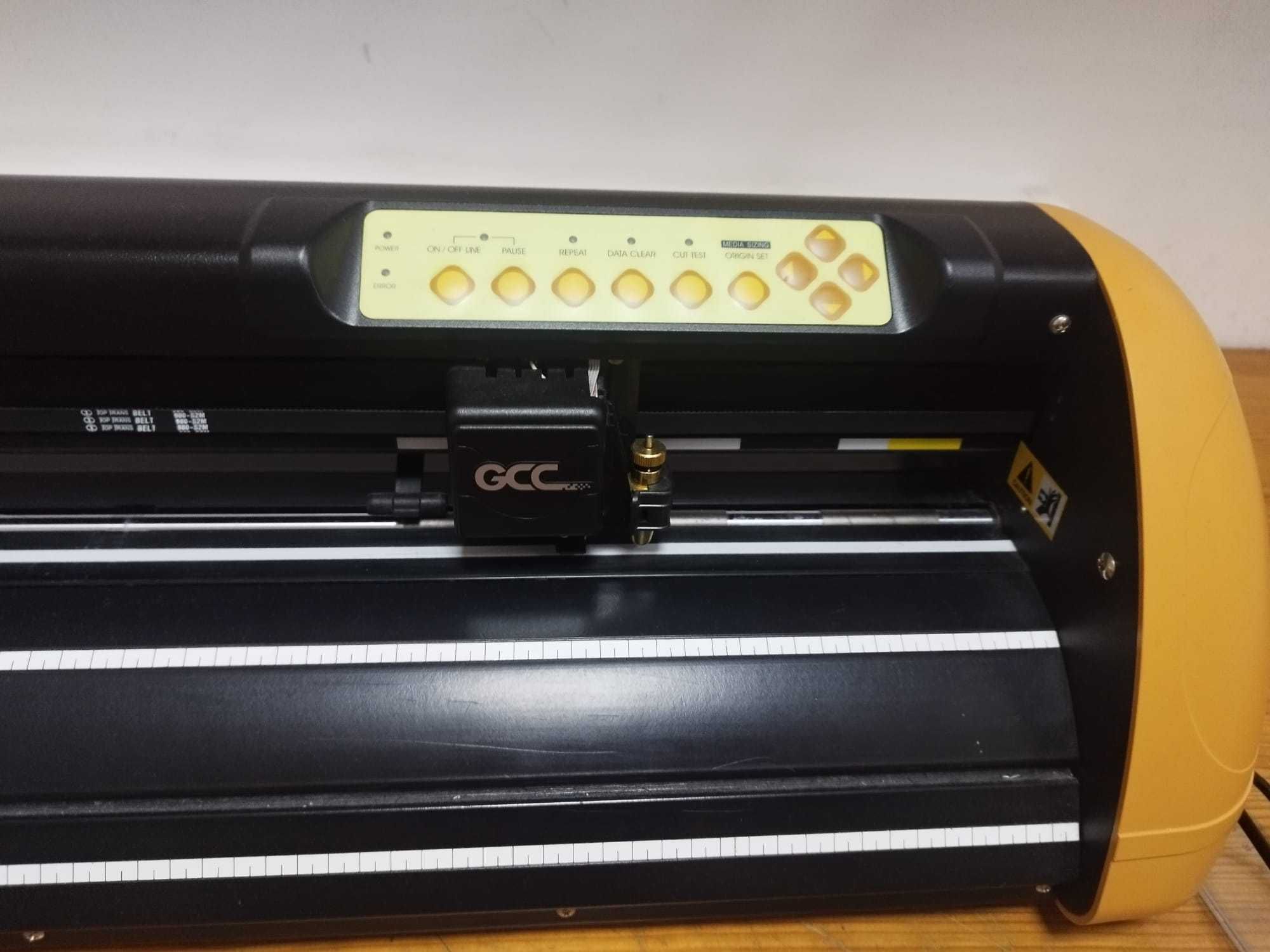 Plotter De Corte GCC - Modelo Expert 24 LX