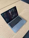 MacBook Pro 13 cali, procesor M1, 8GB RAM, 256GB