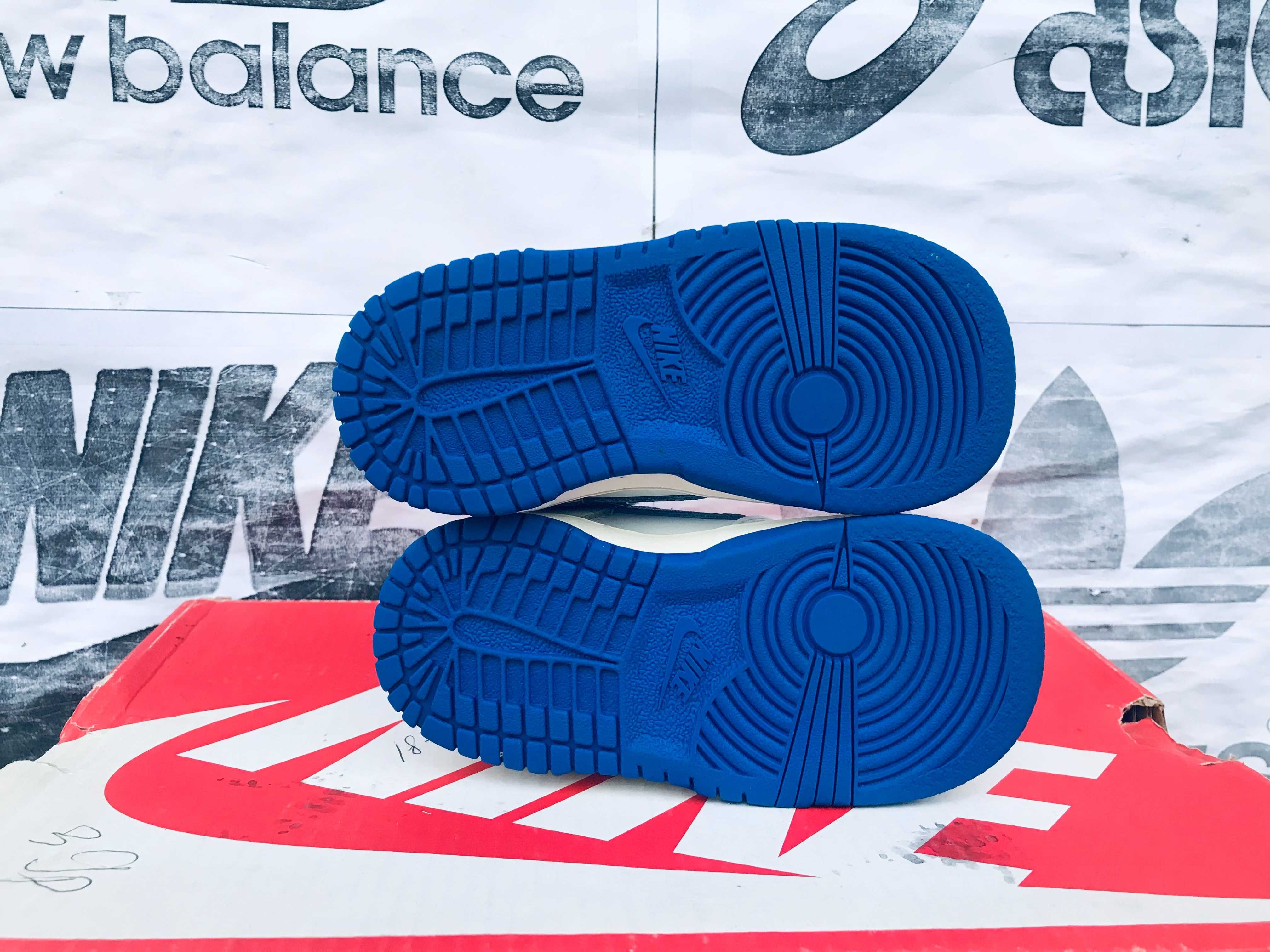 Кроссовки Nike Dunk Low Hyper Royal кожаные