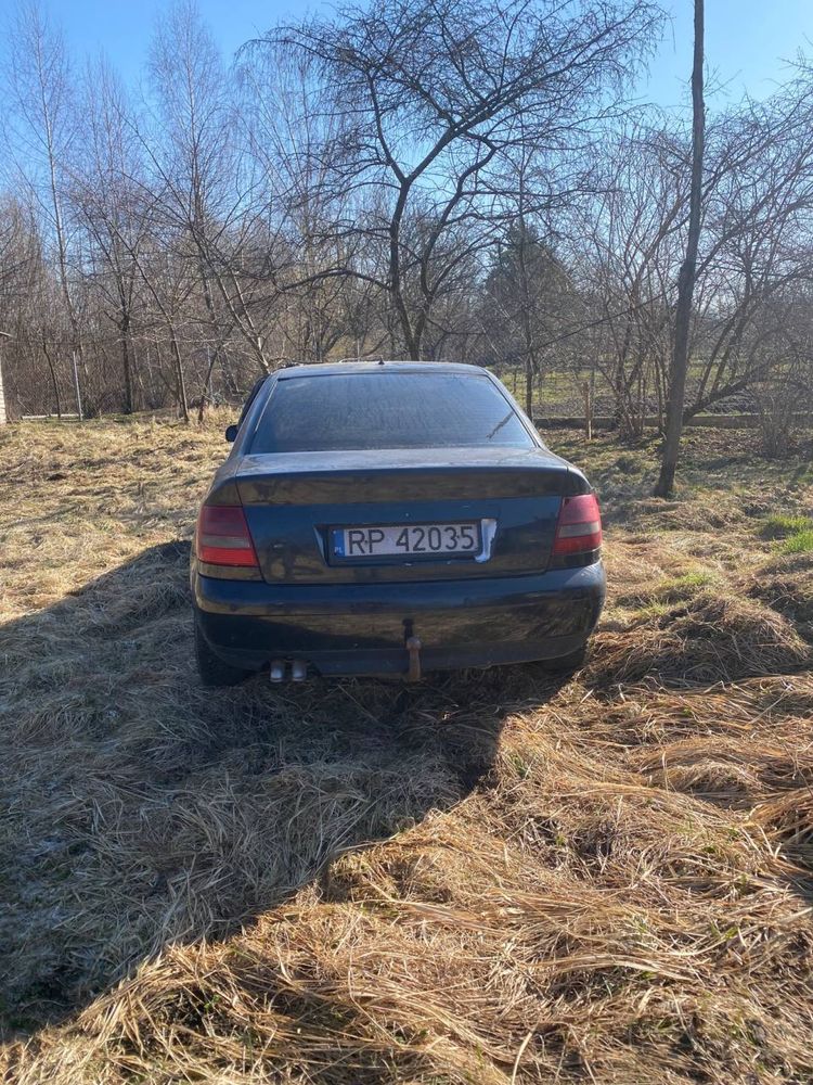 Audi A4B5 по запчастинах 1.9 дизель