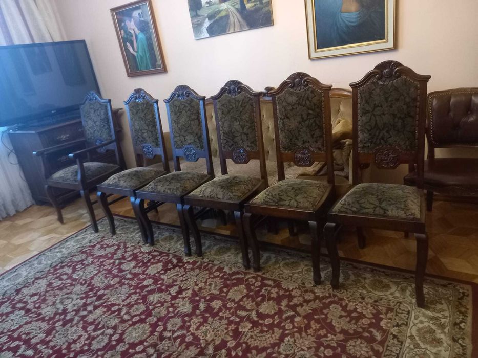 Komplet krzeseł antycznych