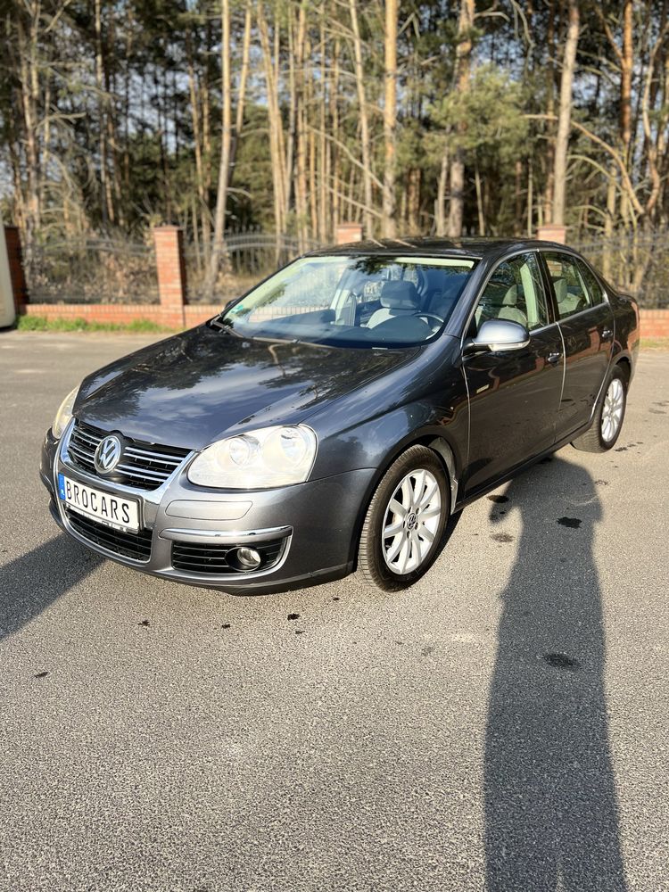 Volkswagen Jetta 1.6 Fsi 2007 rok Mały przebieg! Z Niemiec!