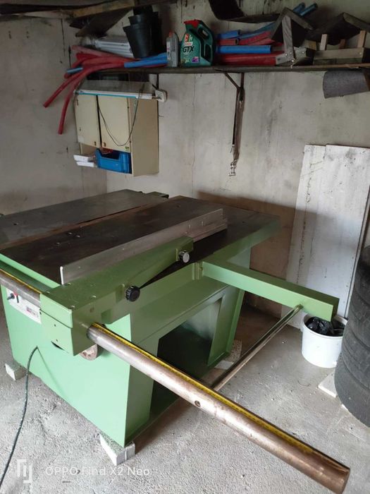 Piła formatowa z podcinakiem