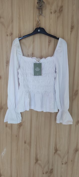 Romantyczna biała bluzka