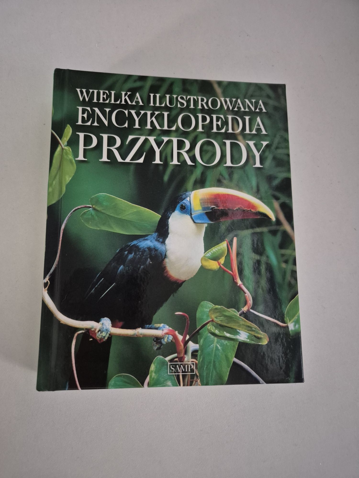 Książka wielka ilustrowana encyklopedia przyrody