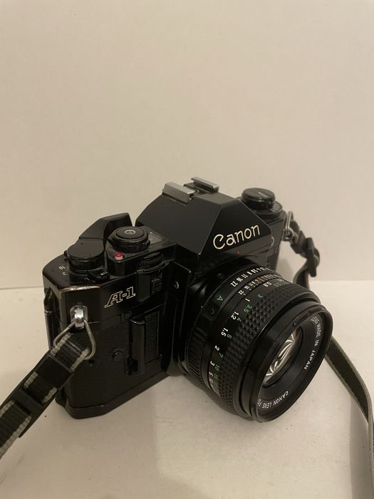Canon A-1 com objetiva canon 50mm 1.8