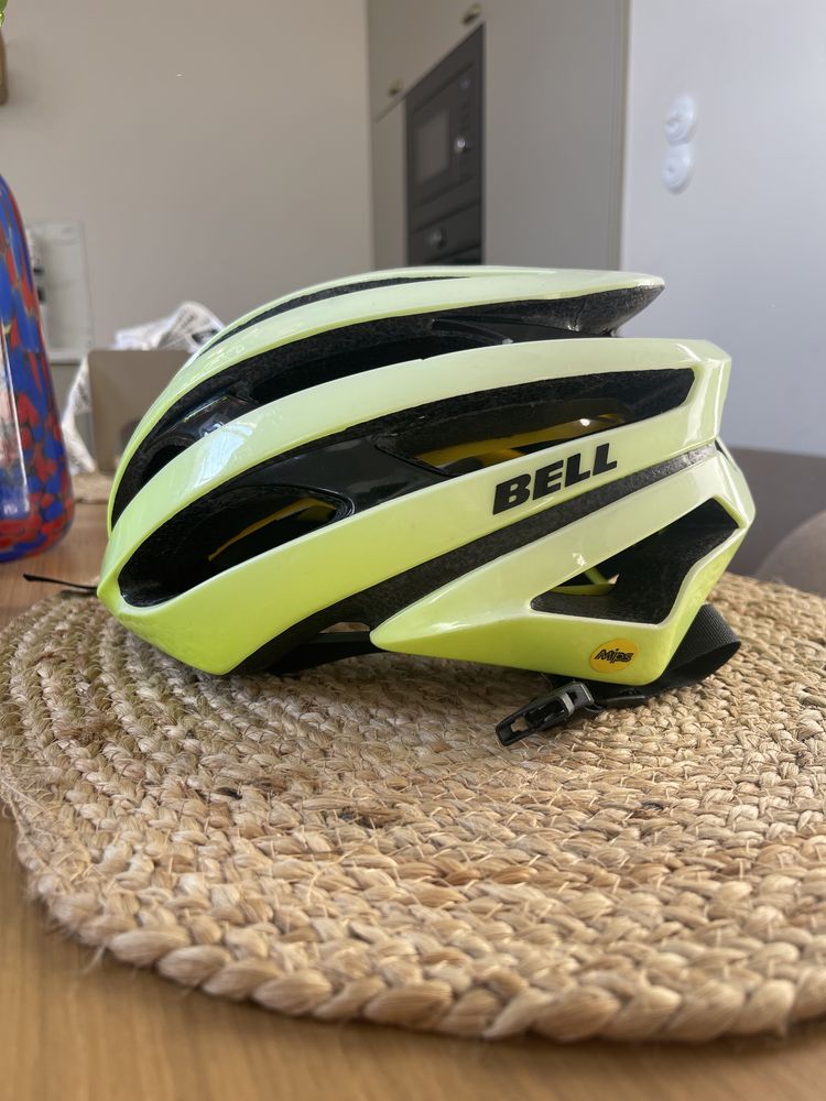 Kask Bell Stratus Mips M