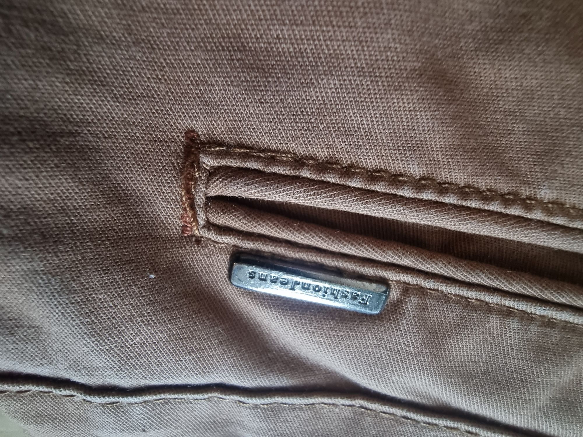 Eleganckie spodnie męskie Discrete denim coulture  M w33 l34