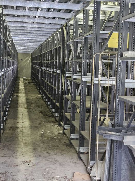 Antresola magazynowa półkowa 240 m² cena 390zł/m² do składowania tanio