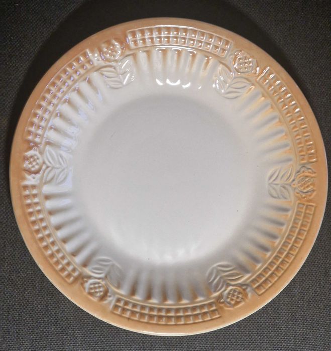 Столовий набір посуди: 14 предметів + блюдо в подарунок