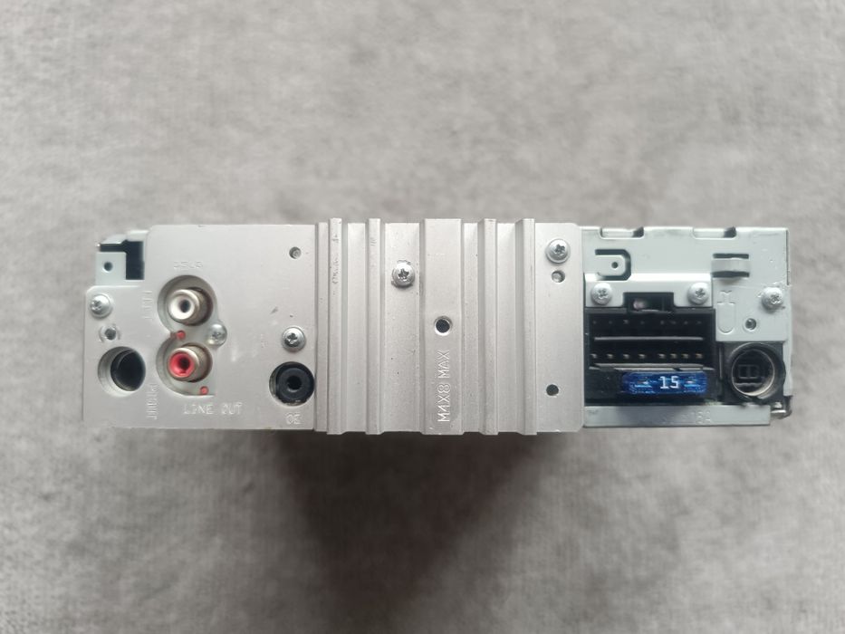 Продам автомагнітолу JVC