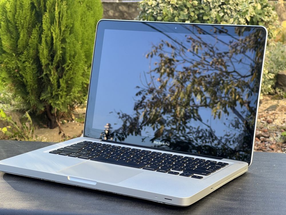 Продам MacBook Pro 13"