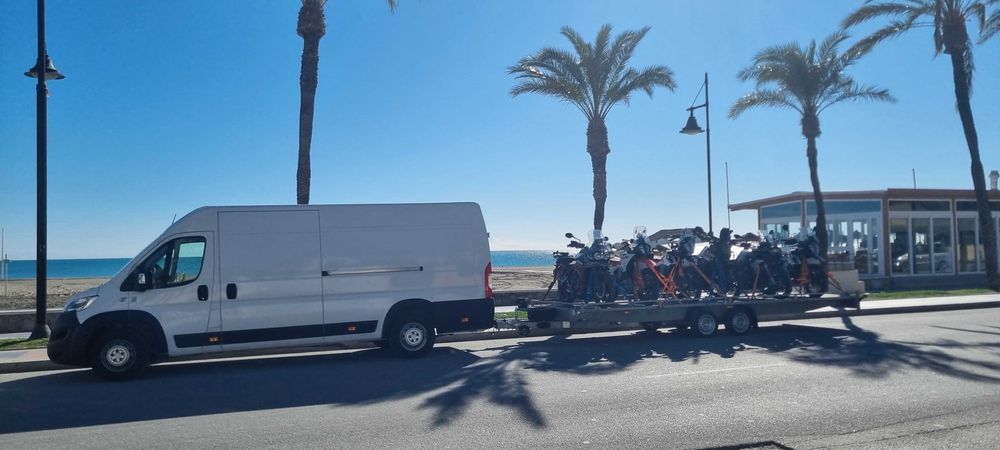 wypożyczalnia przyczep, 4m-8,5m, 2t-3,5t dmc, podstawiamy, bus+przycze