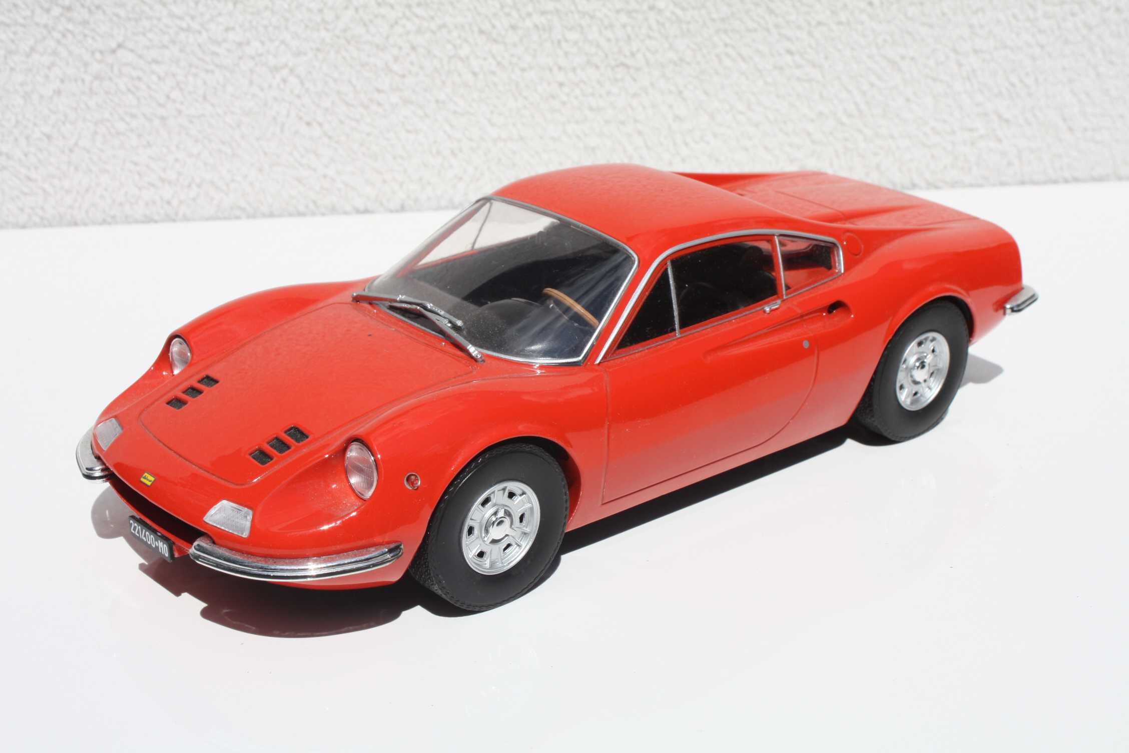 Ferrari Dino 246 Gt (1969) 1:18